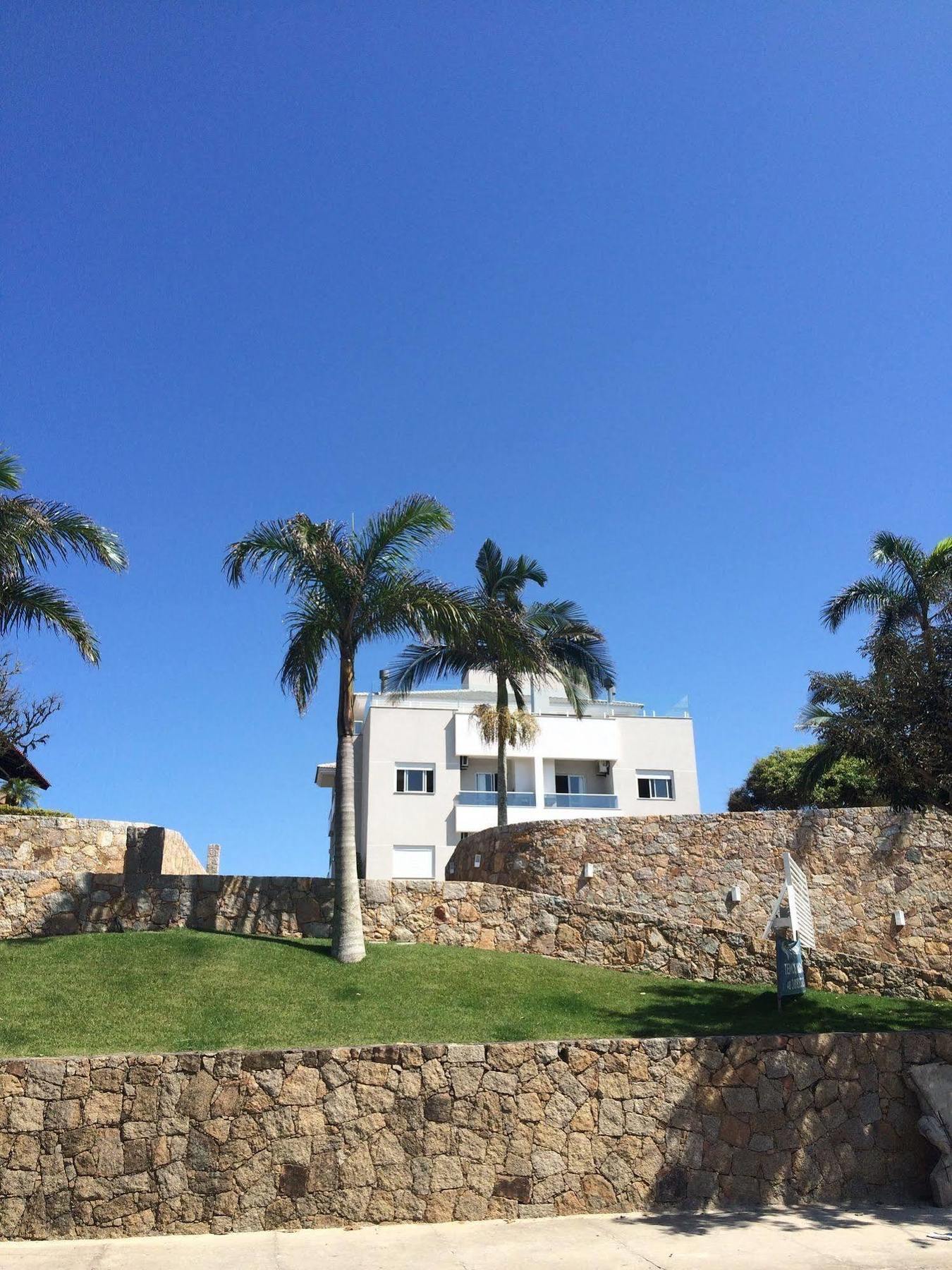 Ingleses Paradise Aparthotel 4*